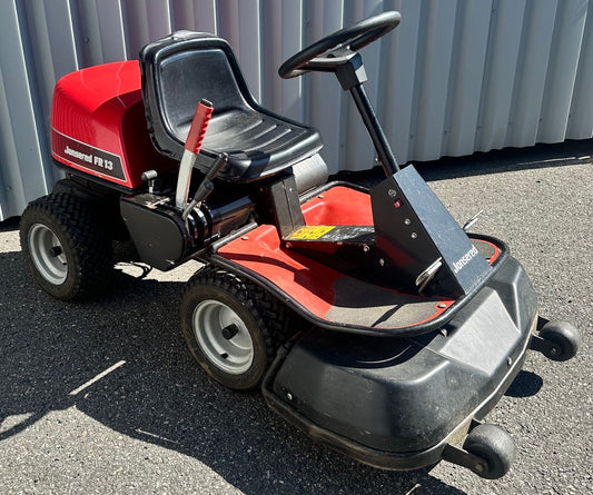 Käytetty Jonsered FR13 ajoleikkuri